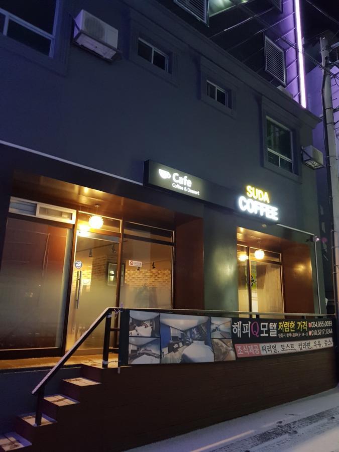 Happy Q Motel Andong Bagian luar foto